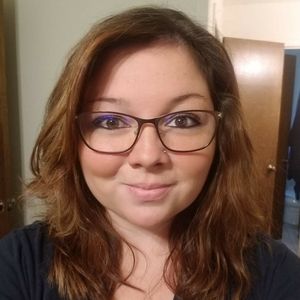 Amanda **Poshmark Ambassador**